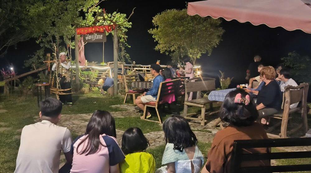 Zoni Home Tram Tau Cham Ta Lao エクステリア 写真